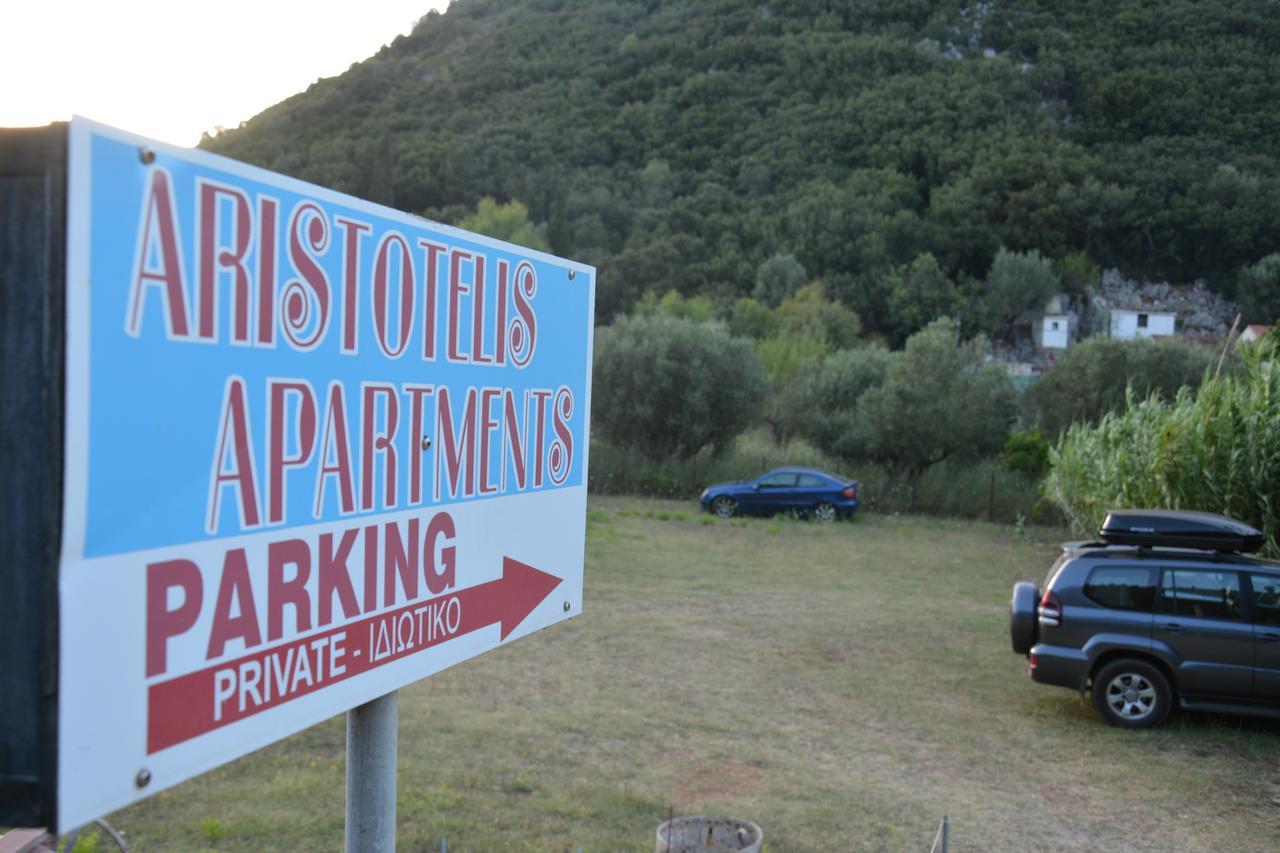 Aristotelis Apartments Frikes Exterior foto